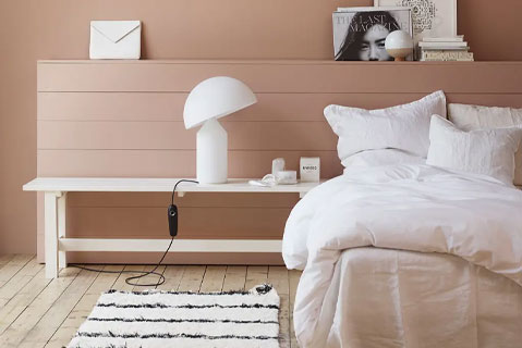 Natural and grounded bedroom colours