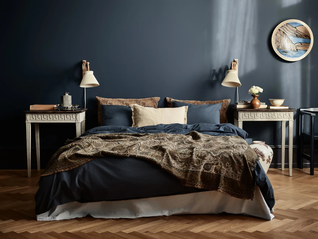 Et soverom malt i Midnight Blue fra Jotun