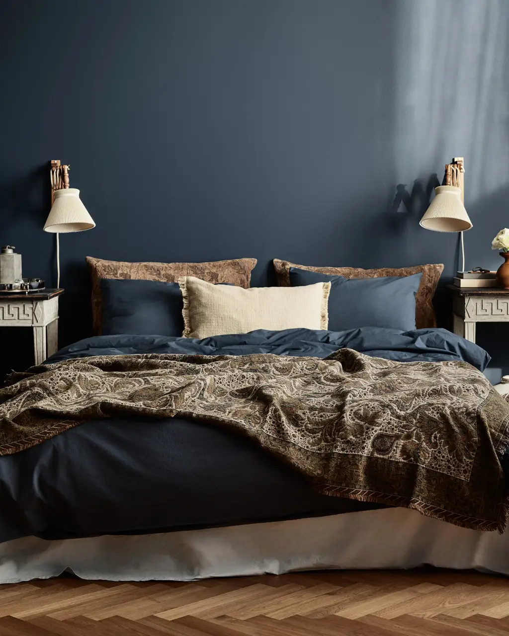 Et soverom malt i Midnight Blue fra Jotun