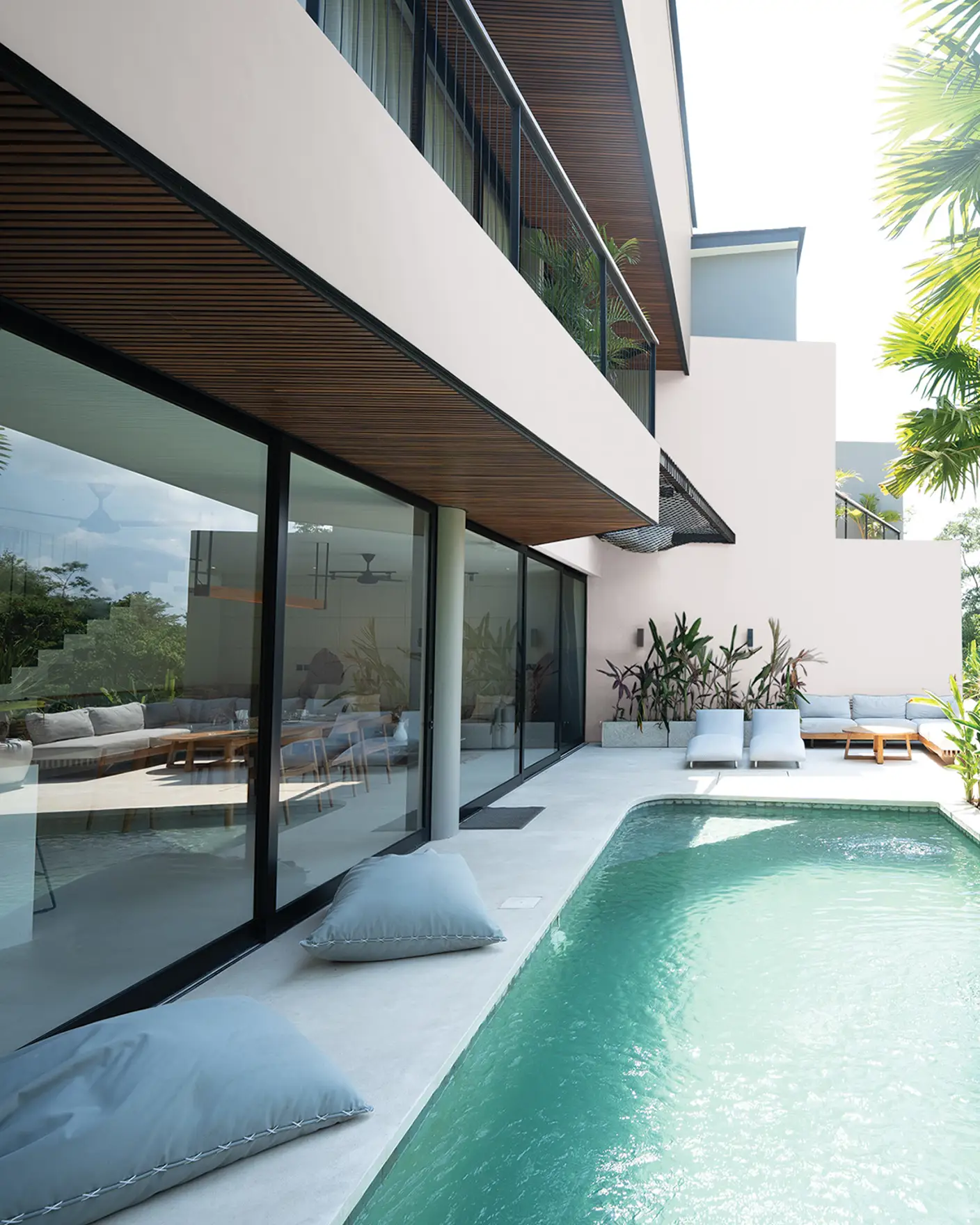 Jotun 9915 Oxford River