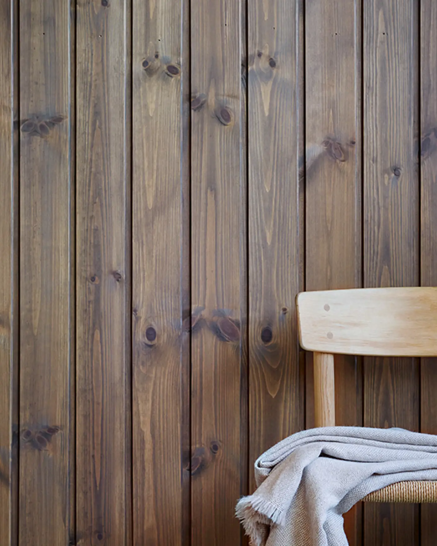 Hur rengör man gulnat trä före lasering