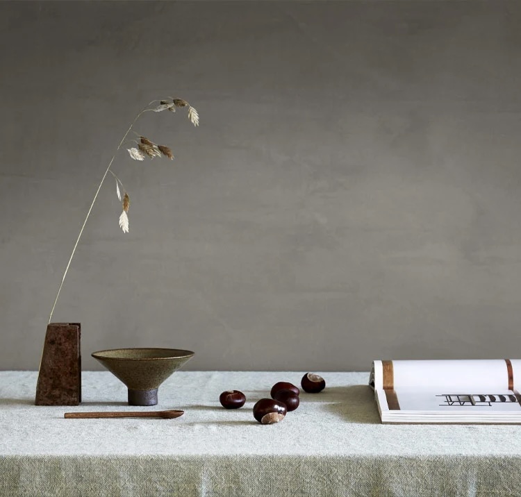 Hur man använder LADY Minerals Revive väggförnyare