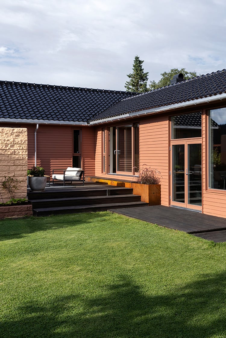 JOTUN 20118 Amber Red 