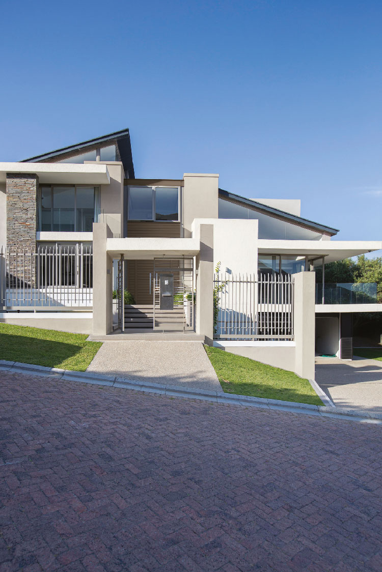 Jotun 9918 Morning Fog 1016 Antique White 8044 Autumn Leaf