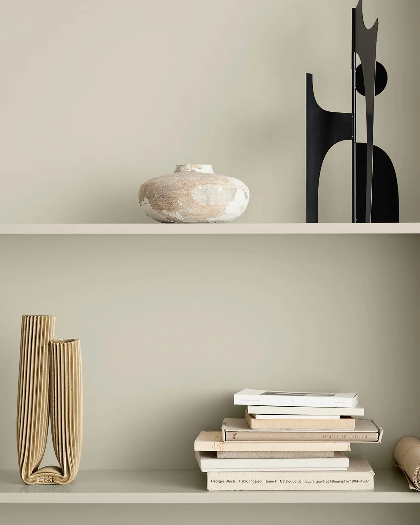 JOTUN 12075 Soothing Beige