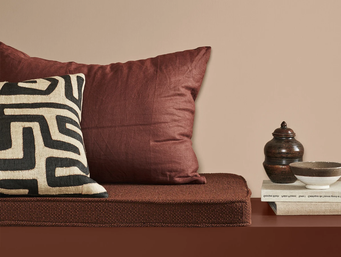 Peach and orange colours for your living room