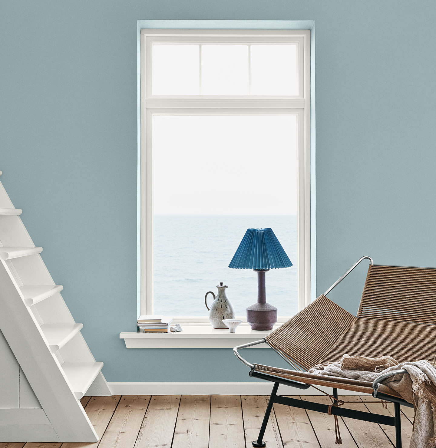 Rom malt lyseblått med Jotun 4894 Ocean Air