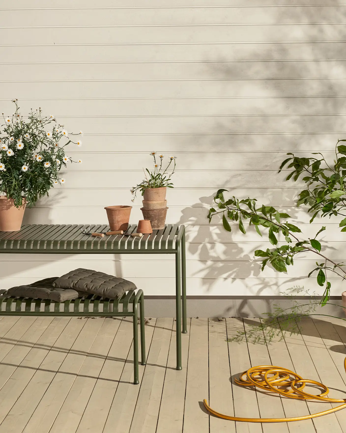 Jotun 10416 Perlehvit 11130 Shade 9072 Naturgrå