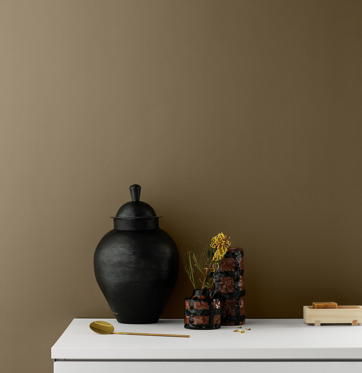 Utrolig stewardesse social Beautiful beige/brown colour for your living room – Jotun 10963 Golden  Bronze