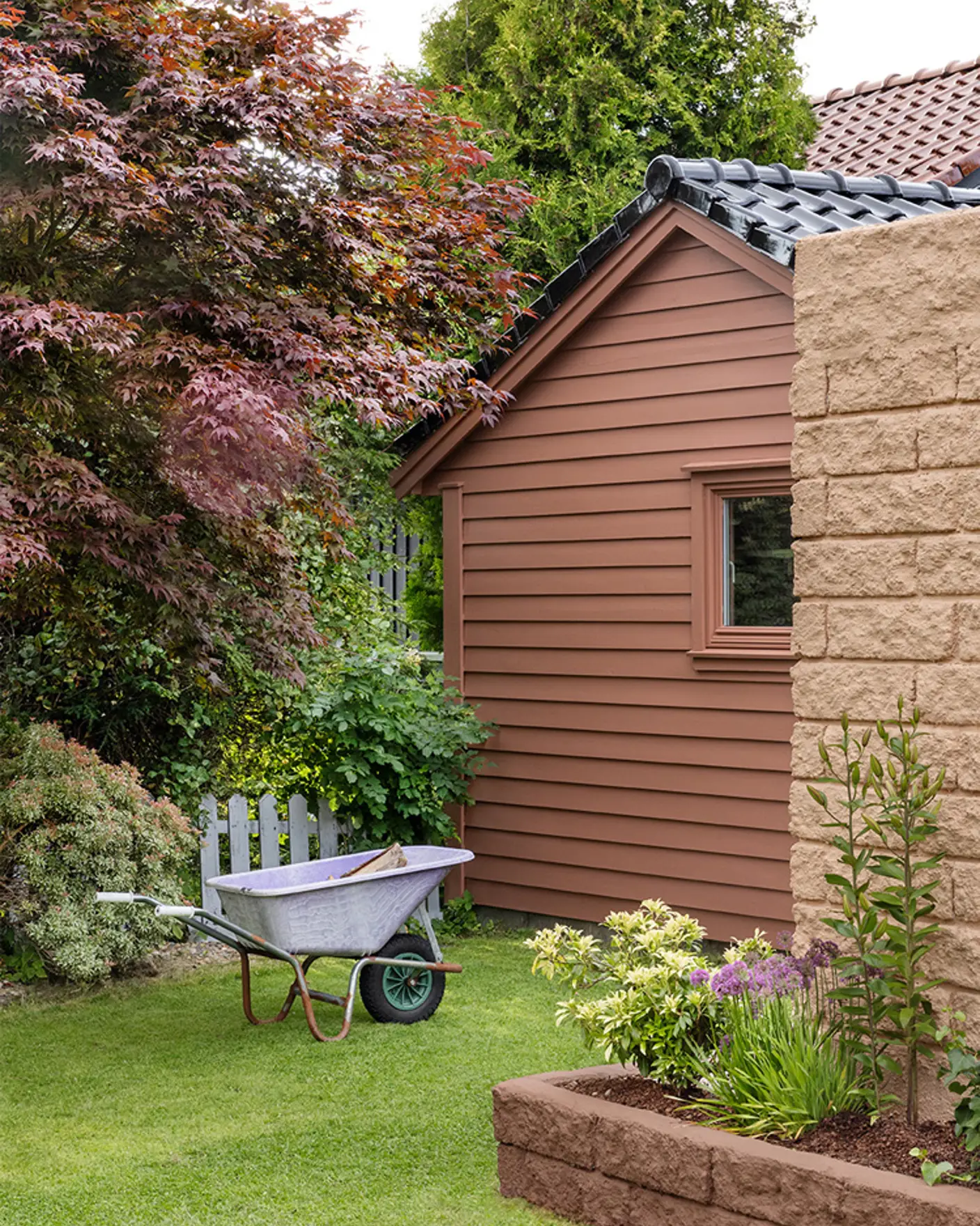 JOTUN 20118 Amber Red