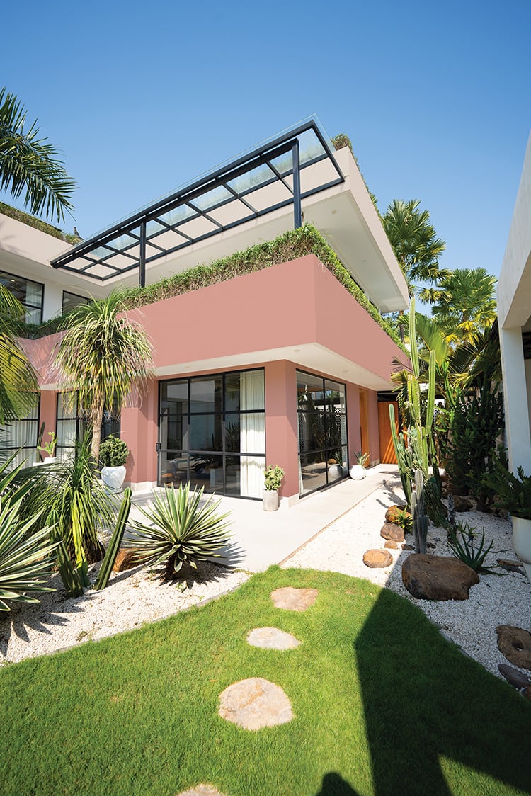 Jotun 1016 Antique White 2011 Antique Brass