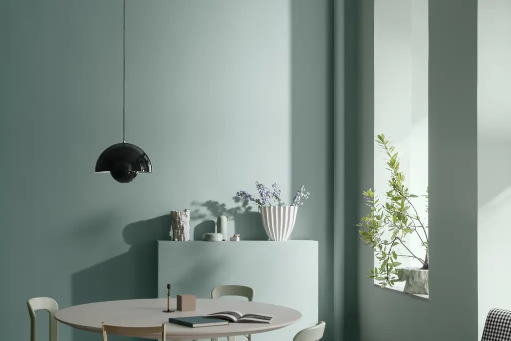Dining area painted with Jotun Wish 6384 and Jotun Imagine 6383