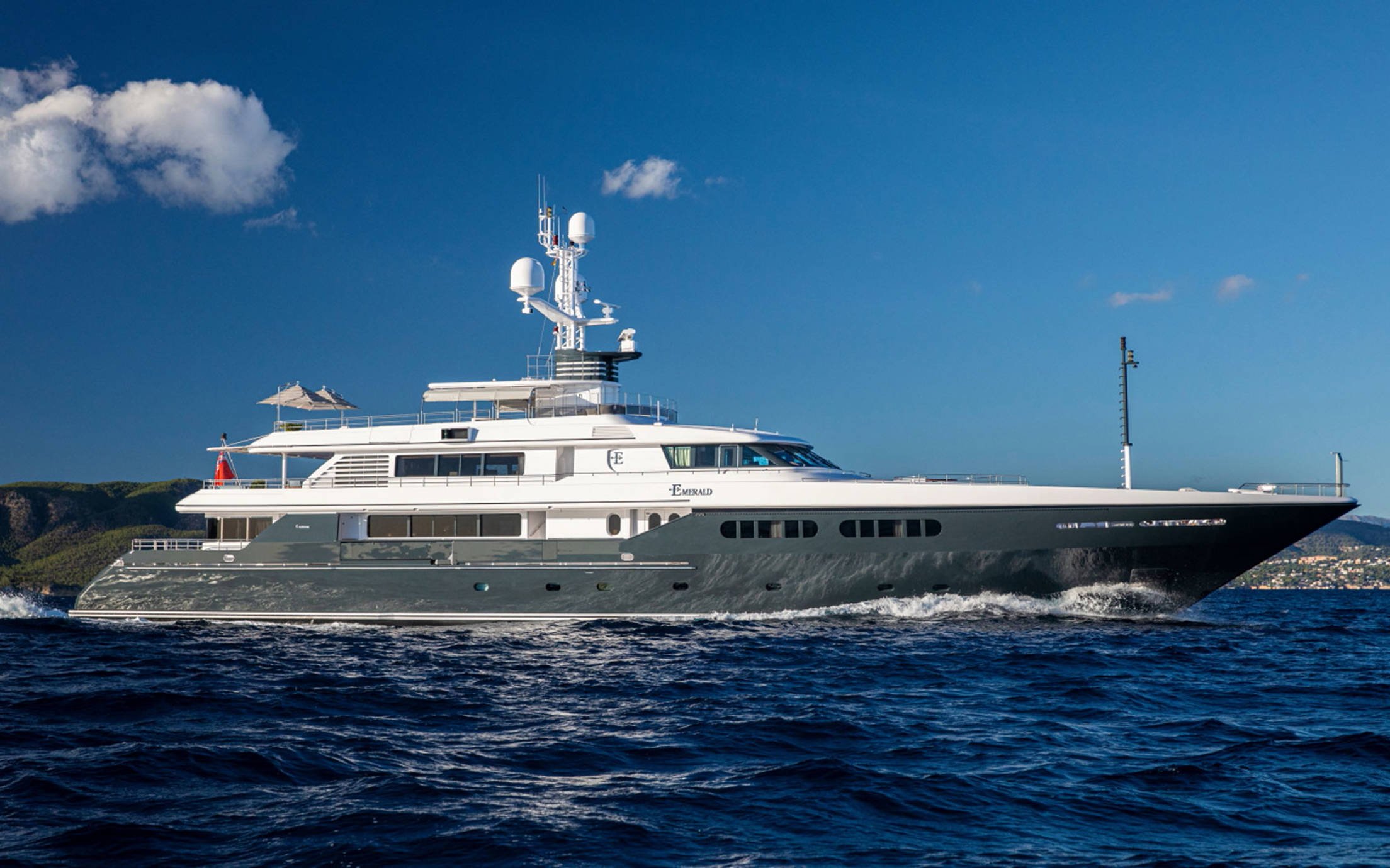 M/Y Emerald