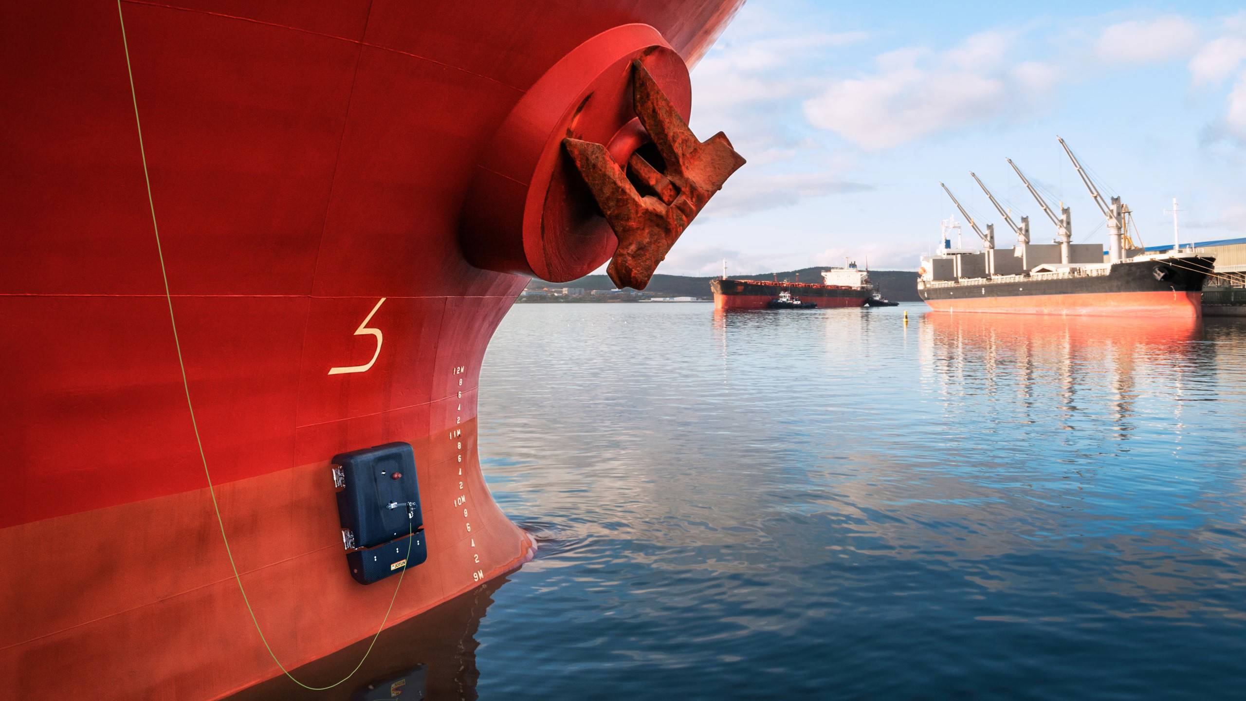 Ship hull treated with antifouling solution