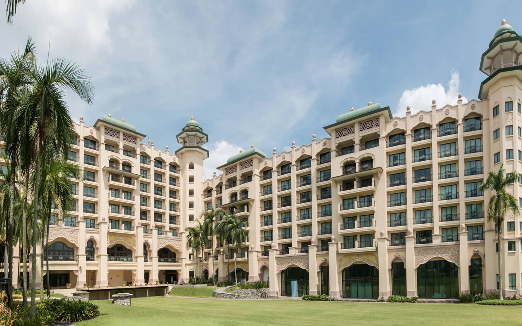 palace of the golden horses