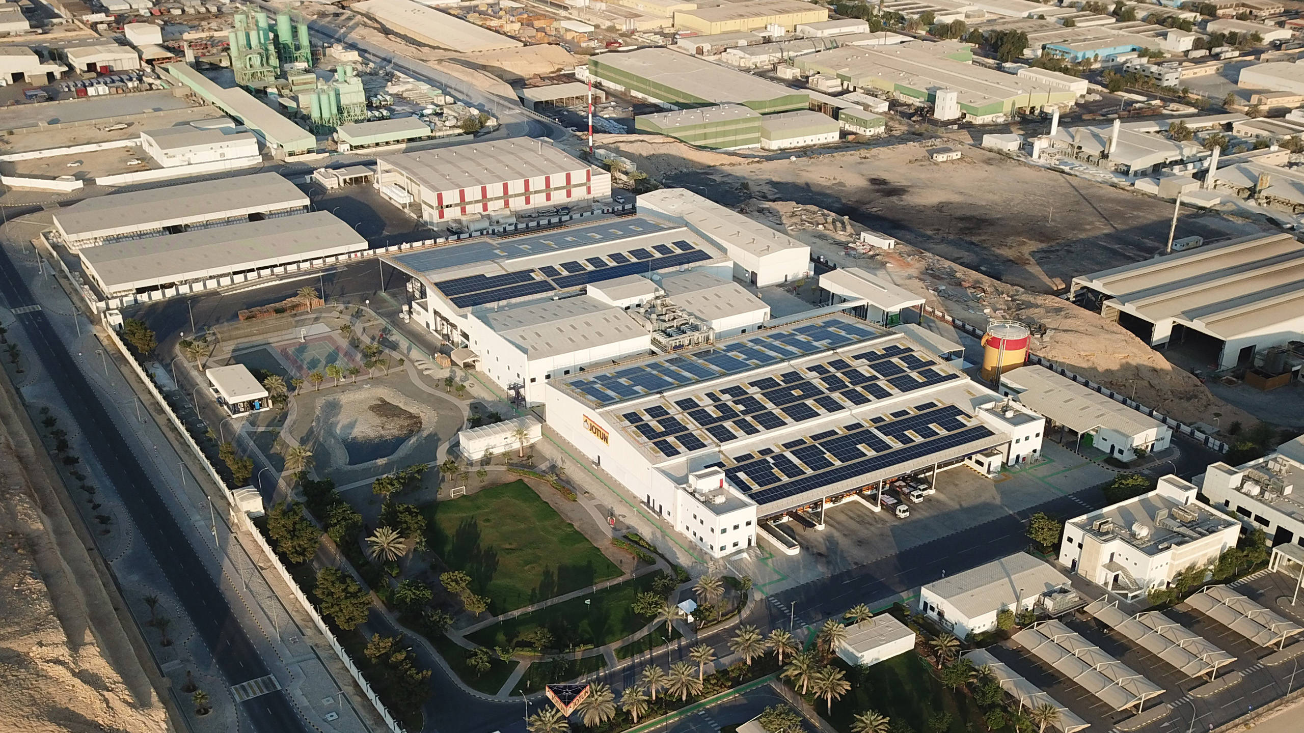 Drone photo of the solar panels on Jotun's factory in Oman
