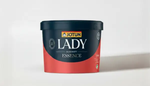 Lady paint can