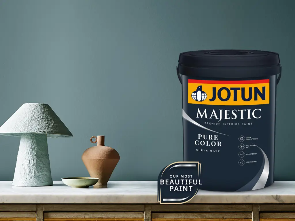 Majestic Pure Color